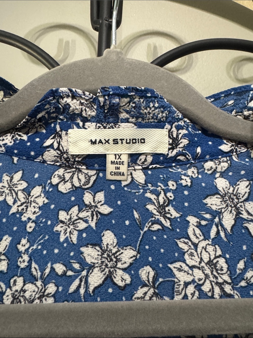 Max Studio Blue and White Floral Maxi Dress 1X feminine lightweight peasant - Picture 2 of 14